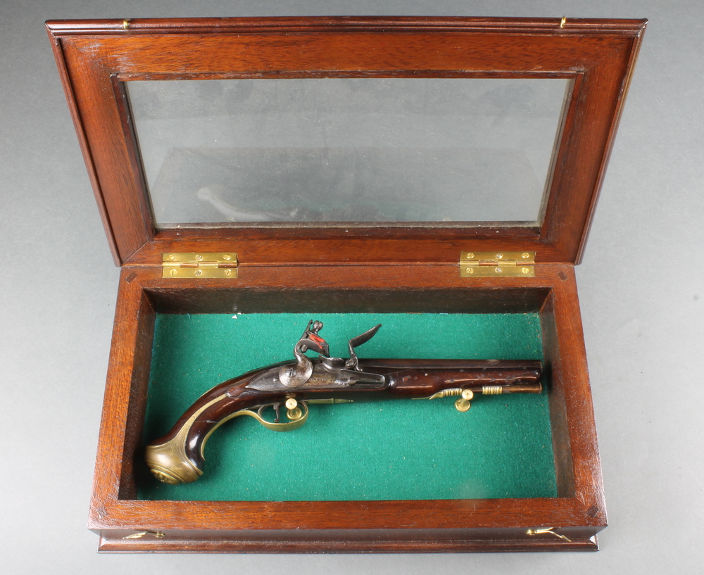 Flintlock Pistol Display Case