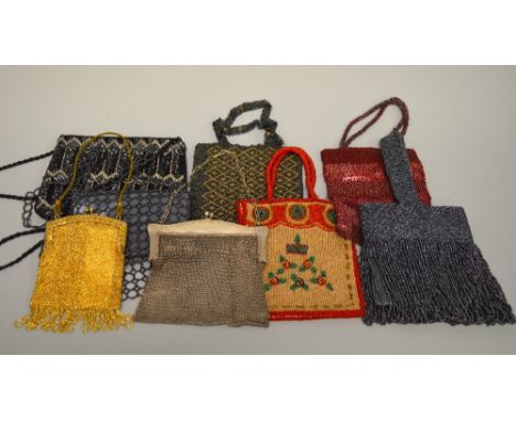 A COLLECTION OF VINTAGE EVENING BAGS, to include a white metal chain mail handbag (8)
