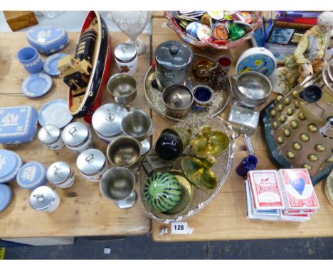A QUANTITY OF WEDGWOOD JASPER WARES, A SOOTY AND SWEEP ALARM CLOCK, VARIOUS BADGES, DALEK FIGURE ETC.