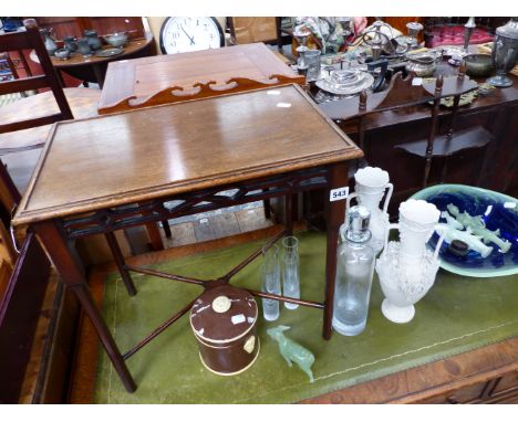 A SMALL MAHOGANY OCCASIONAL TABLE AND A WALL SHELF. 