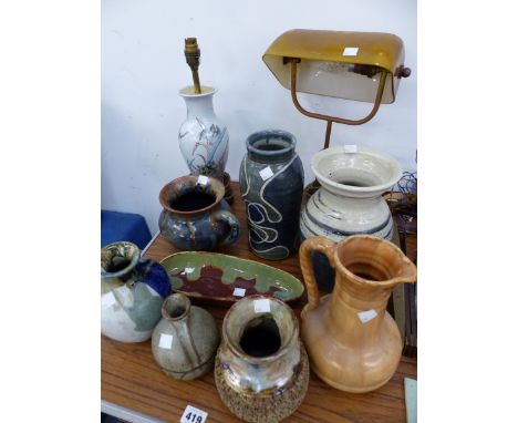 A DESK LAMP, AND A QUANTITY OF ART POTTERY. 