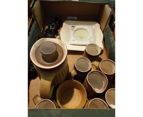 A tray of Ceramic to Include Coffee Set Wedgwood Photo Frame Etc. 