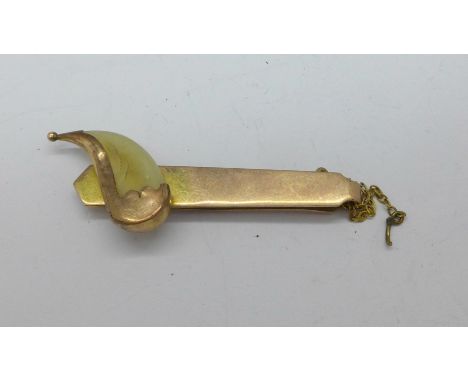 A 9ct gold mounted claw tie-clip, 3.7g