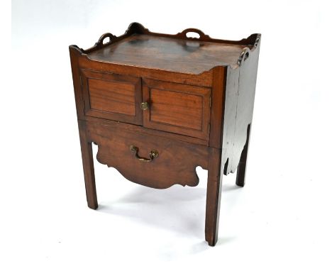 A 19th century mahogany tray top commode, with two doors over a shallow step drawer, 58 cm w x 48 cm x 70 cm h
