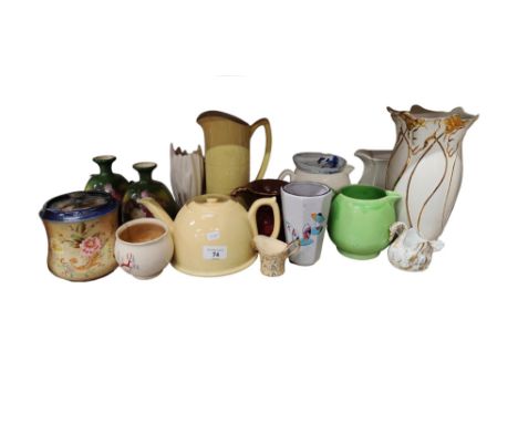 SHELF LOT OF CERAMICS TO INCLUDE CARLTONWARE, WINTON ETC 