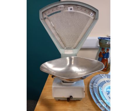 SET OF AVERY SHOP SCALES IMPERIAL MEASURE