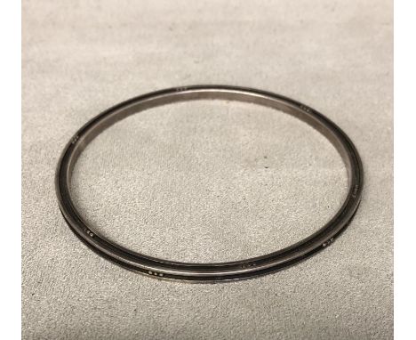 Georg Jenson silver bangle marked 925 Denmark; numbered 51b; 17.5grams, internal diameter 68mm 