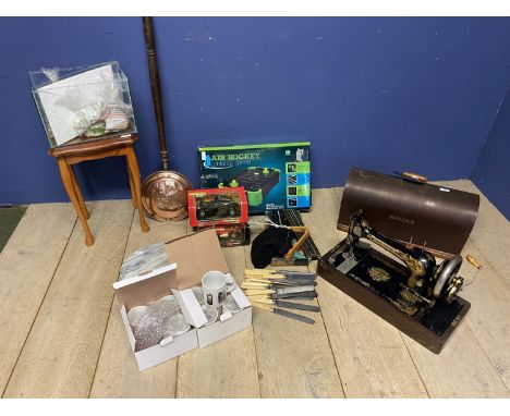 A quantity of house clearance items to include a cased Singer sewing machine, a brass bed warming pan, a fish tank with acces