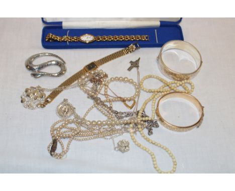 A selection of various silver jewellery, costume jewellery, silver bangle etc.