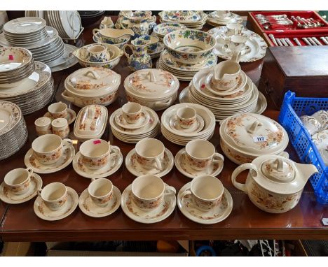 Extensive Poole Summer Glory Pattern Service 