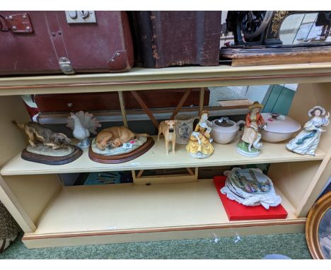 Collection of ceramics to include Royal Doulton Figurines, Poole part service, Collectors plates etc 