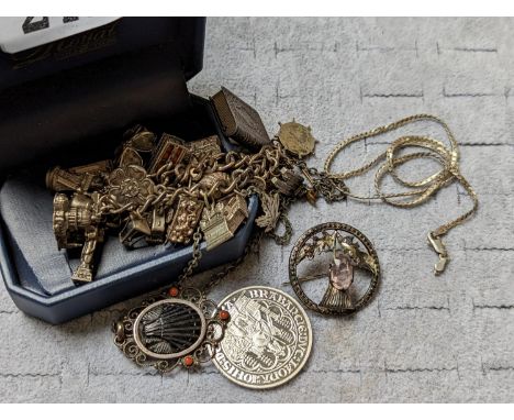 Collection of assorted Silver jewellery inc. SIlver Coin, Pendant etc 