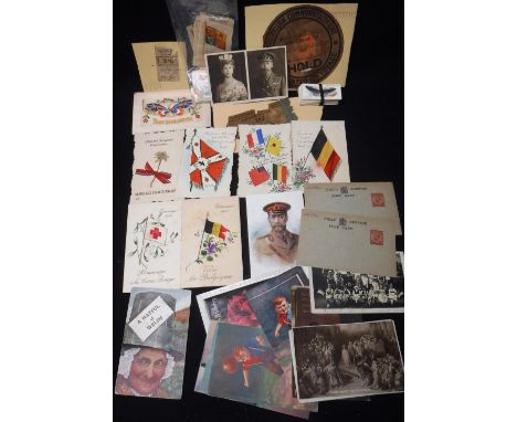 FIRST WORLD WAR INTEREST: A COLLECTION OF HAND PAINTED POSTCARDS depicting flags of the Allies and others similar, a collecti