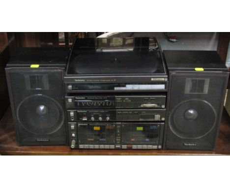 Hi-fi stacking system/units comprising a Focus One turntable, Musical Fidelity A1 Integrated Class A  Amplifier, Yamaha Stere