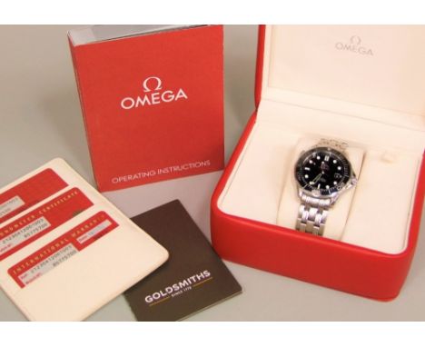 Good Omega Seamaster Professional Co-Axial Chronometer, the black dial with luminous markers, date aperture and black bezel, 