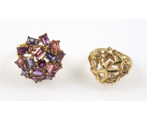 9ct gold pierced foliate ring, Birmingham 2001, and a 9ct cluster ring set tinted stones, gross 9.4grs (2) 