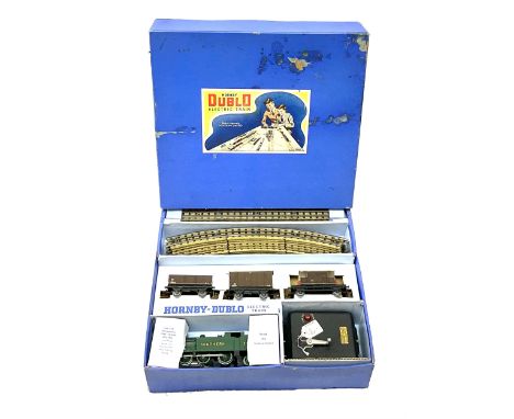 Hornby Dublo - three-rail EDG7 Tank Goods Train set with Southern Railway 0-6-2 tank locomotive in unlined malachite green li