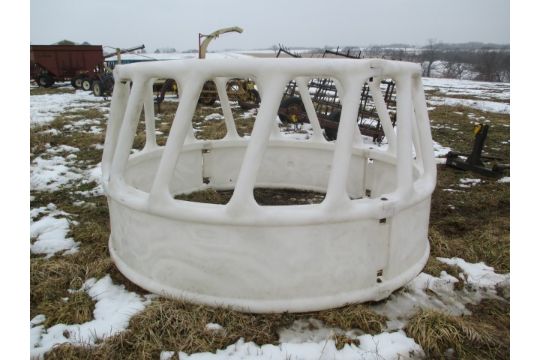 Poly Round Bale Feeder White