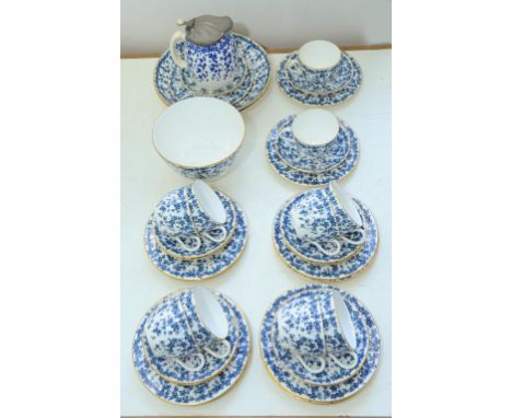 A ROYAL WORCESTER BLUE AND WHITE TEA SERVICE TO INCLUDE A PEWTER LIDDED JUG, LATE 19TH CENTURY