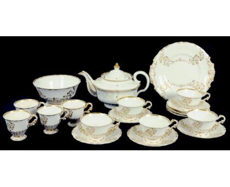 A COPELAND AND GARRETT MOULDED GILT TEA SERVICE OF WELLINGTON EMBOSSED SHAPE, CIRCA 1835