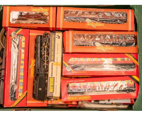 A quantity of 00 Gauge Model Railway. Including A Wrenn SR 0-6-0T Locomotive, RN 1127. Hornby: 0-6-0T Jinty, RN 16440. 5 Corr