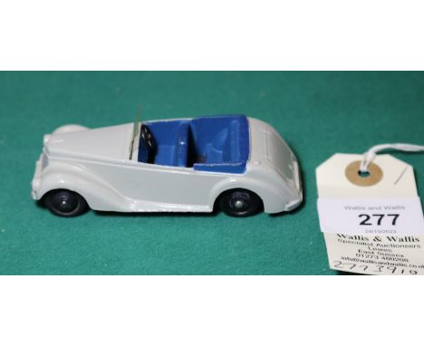 Dinky Toys Armstrong-Siddeley Coupe (38e). A 1947-1950 example in light grey with deep blue seats and black ridged wheels. VG