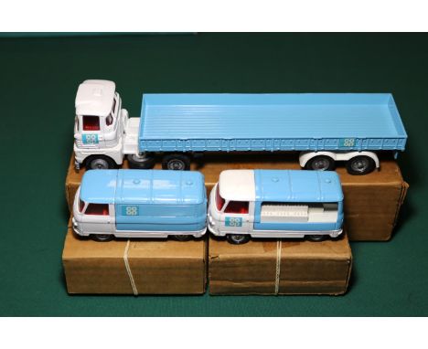 A scarce Corgi Promotional Gift Set. Scammell Co-Op Set (1151). Comprising 3 vehicles all in light blue and white co-op liver