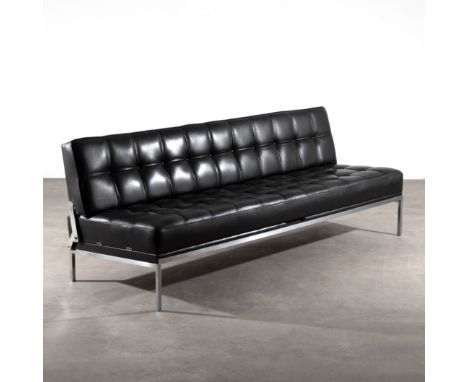 Johannes Spalt, Sofa / Daybed Modell ConstanzeWittmann AustriaEntwurf 1961. Ausführung Wittmann, Austria. Verchromtes Metall,