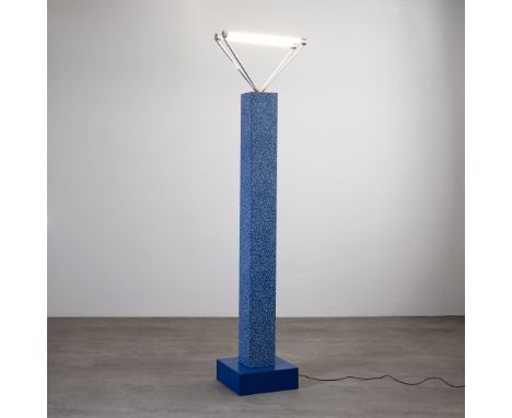 Ettore Sottsass, Stehleuchte Modell SvincoloStudio AlchimiaEntwurf 1979. Ausführung Studio Alchimia aus der bau. haus art col