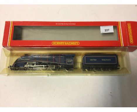 Hornby OO gauge locomotives including BR lined blue 4-6-2 Class A4 'Walter K Whigham' tender lcomotive 60028, boxed R294, BR 