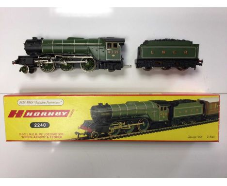 Hornby Duplo 2 rail Golden Jubilee Limited Edition 23/210 LNER lined green 2-6-2 Class V2 'Green Arrow' 4771, boxed 2240