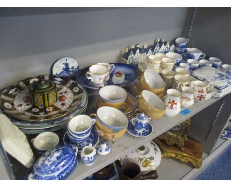 A quantity of ceramics to include Delft pattern KLM houses, Victorian Imari pattern plate, Gouda inkwell, child's blue and wh