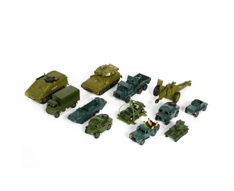 A quantity of Dinky military vehicles and guns etc. Thornycroft Mighty Antar Tank Transporter with Centurion tank. Medium Art