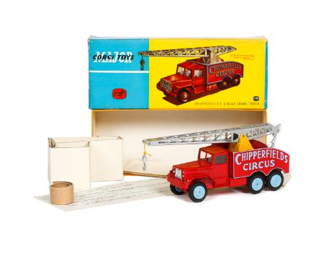 Corgi Major Toys Chipperfields Circus Crane Truck (1121). In red, yellow and light blue, with silver boom, complete with ratc