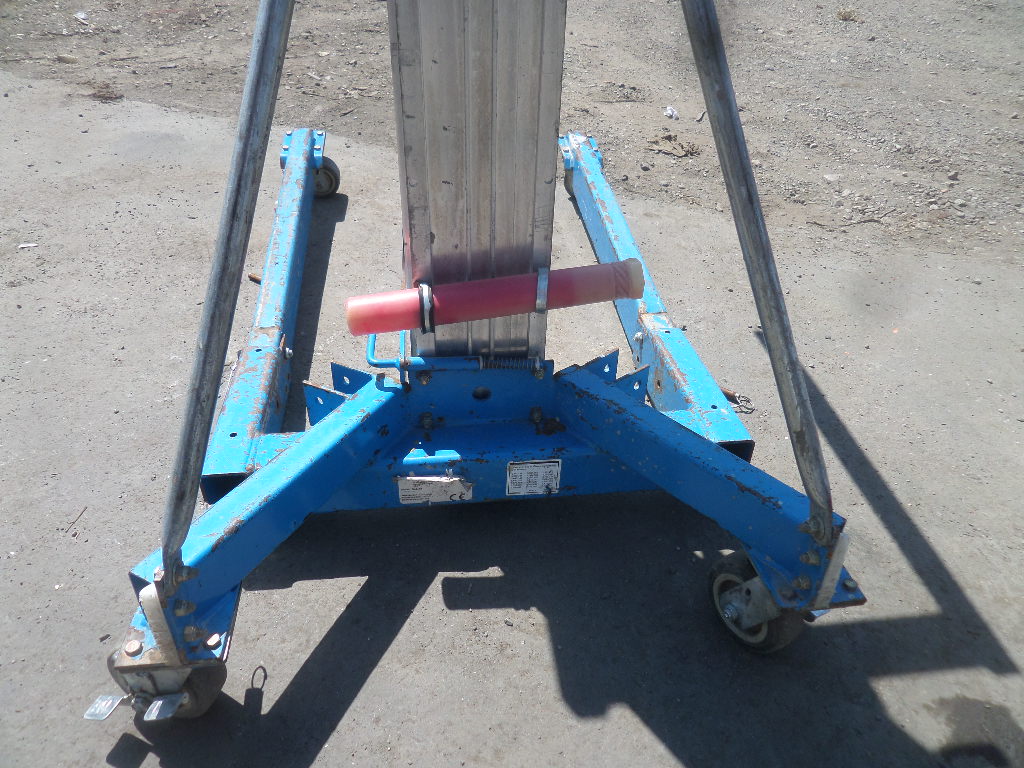 GENIE SUPERLIFT ADVANTAGE SLA 10 {027266} 454KG LIFT/STACKER 10 MANUAL