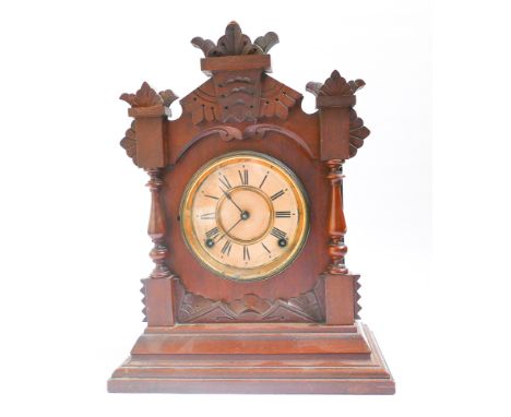 Edwardian striking bracket clock in walnut case 