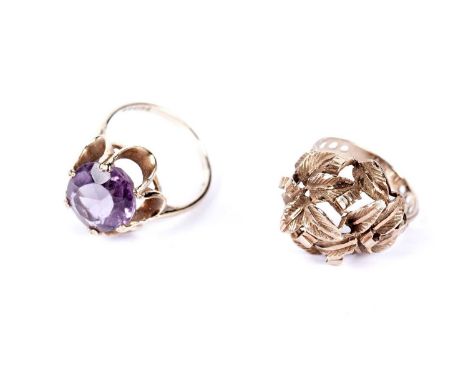 A 9ct yellow gold leaf motif dress ring, size M; and an amethyst single stone ring, in 9ct gold, size M, 6.0g gross. (2)