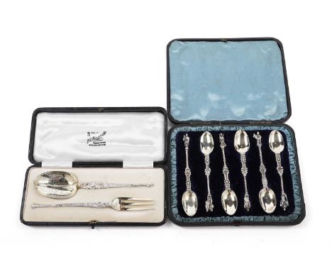 An Edwardian silver spoon and fork, by Reid &amp; Sons, London 1910, 2.5oz gross, in case; and a set of six apostle spoons, u