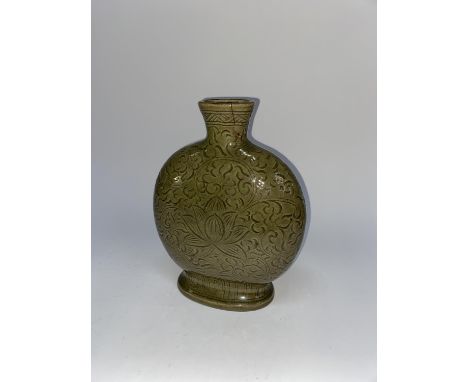 A Chinese pottery celadon moon flask, H 28cm
