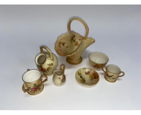 A collection of Royal Worcester porcelain (7)