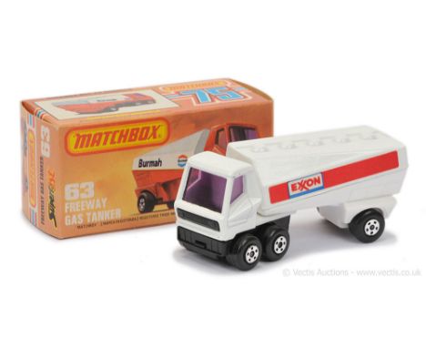 Matchbox Superfast 63b Freeway Gas Tanker "Exxon" - white tractor unit with purple windows, black plastic grille &amp; chassi