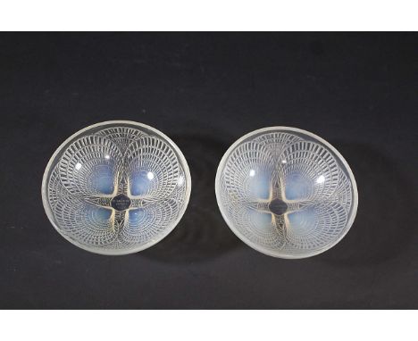 PAIR OF LALIQUE BOWLS - COQUILLES a pair of small opalescent bowls in the Coquilles design, one bowl with some damage to the 