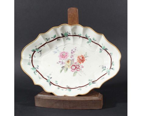 WORCESTER SCALLOPED LOZENGE SHAPED DISH, circa 1770, painted with a spray of flowers inside a green and grey foliate band and