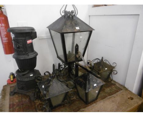 A lantern lamp