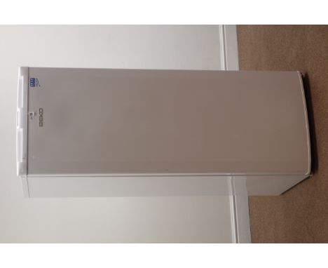 Beko TZDA523W freezer, W55cm, H147cm, D58cm (This item is PAT tested - 5 day warranty from date of sale) Condition Report Cli
