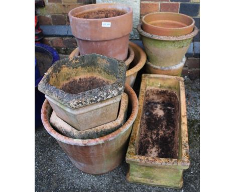 A quantity of terracotta garden pots &amp; a trough planter&nbsp;