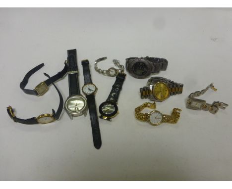 Enamel bowl of vintage wristwatches