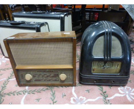Two vintage radio's to include Philco (af) and Ekco