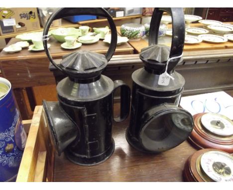 Pair of vintage lamps 