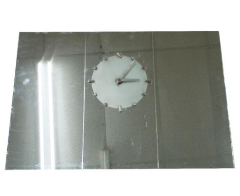 Unusual mirrored electric clock with Gibson Clocks movement, the 9" Perspex dial fitted to triptych mirror plates, 23.25" hig